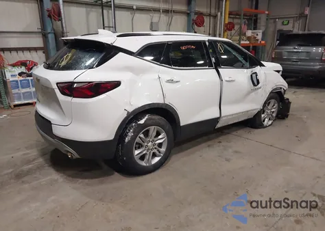 2021 Chevrolet Blazer Awd 3Lt from USA, damaged, VIN 3GNKBJRS3MS541613